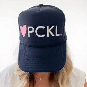 HEART PCKL HIGH PROFILE
PICKLEBALL‎ TRUCKER HAT | BLACK